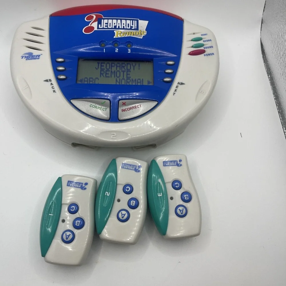 Tiger Games Jeopardy Remote Electronic Handheld Game Hasbro‎ 2003